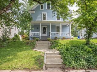 247 Maple St, Slippery Rock, PA 16057