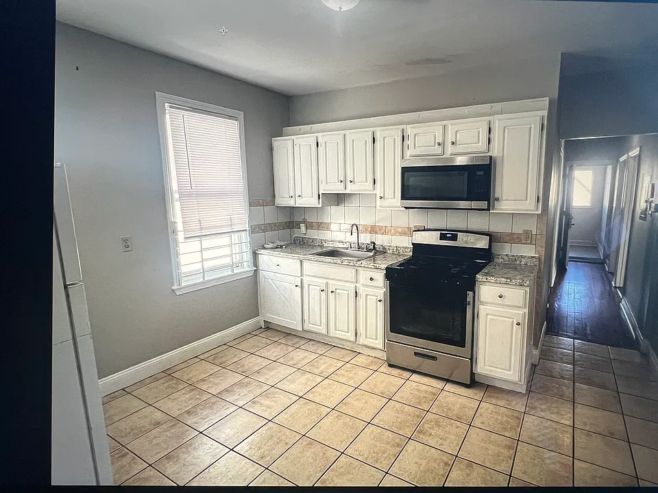 82 Wheatland Ave #3
