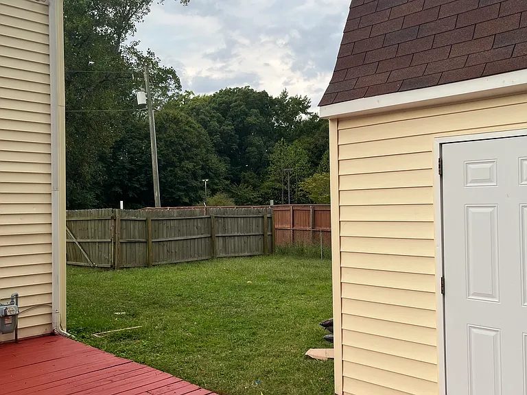 347 Green Meadows Dr — Photo 49