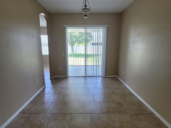 5th image of 92 La Mancha Dr