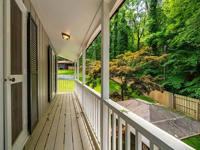 4222 Arbutus Dr — Photo 35