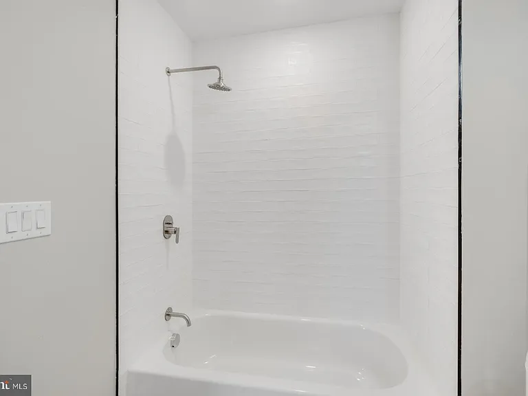 1144 Frankford Ave #503 — Photo 19