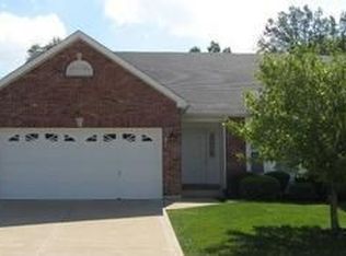 1632 Polar Dr, Wentzville, MO 63385