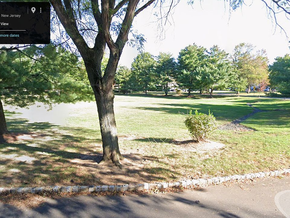 1st image of 1012 Silver Ct #1012