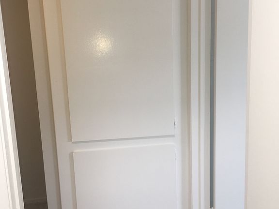4th image of 12654 Moorpark St APT 04