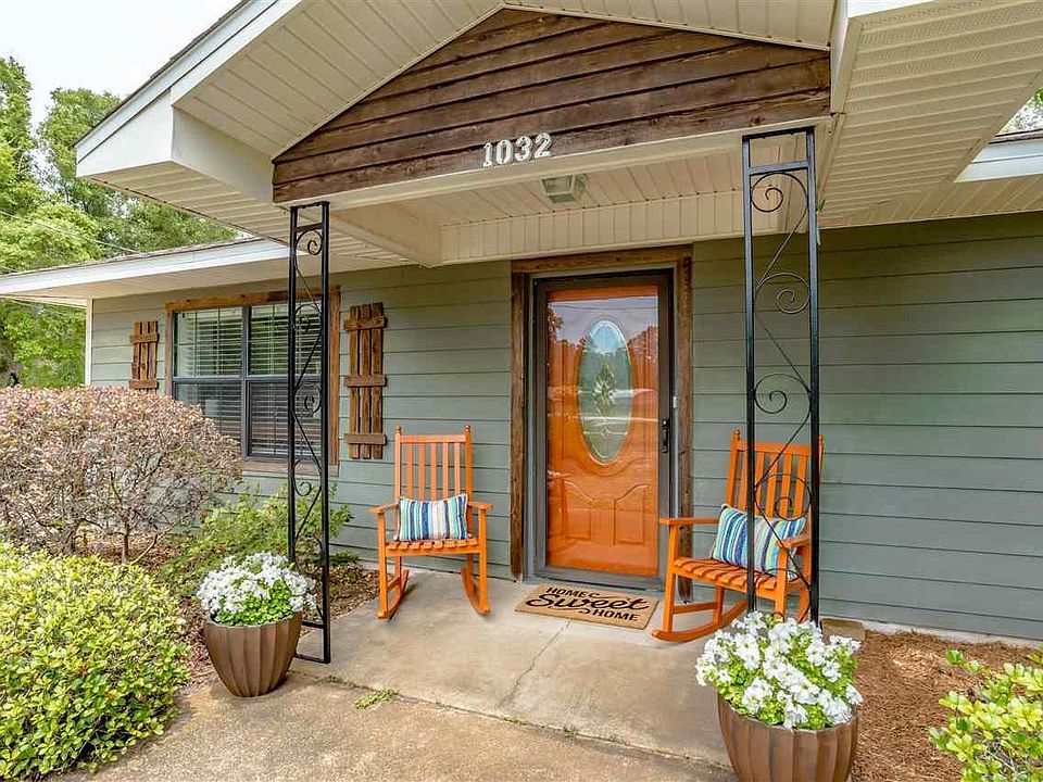 1st image of 1032 Meadson Cir