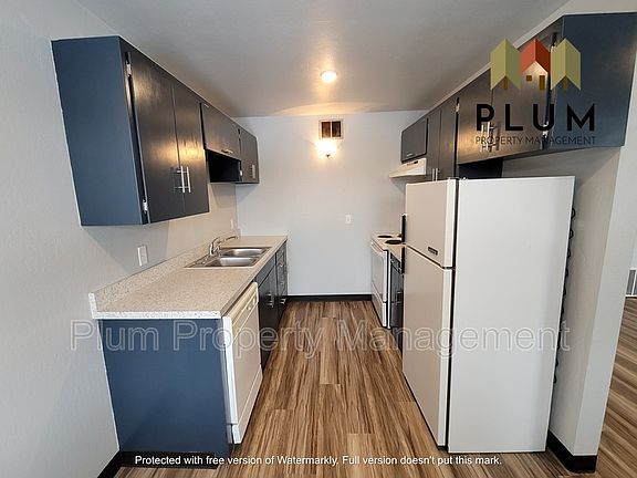 2nd image of 1024 Stephens Ave Unit 1-5