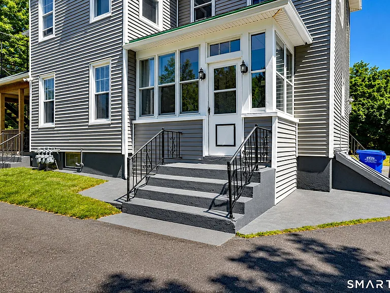 90 N Turnpike Rd #1 — Photo 4