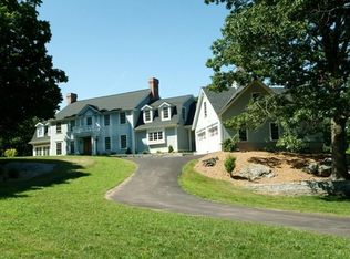 46 Vineyard Point Rd, Guilford, CT 06437