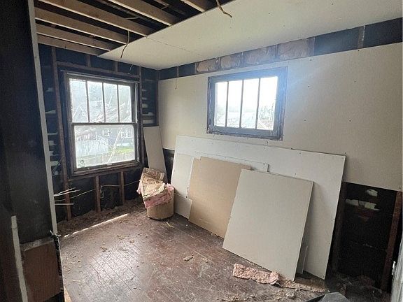 5th image of 2510 Saint Charles Ave #2508