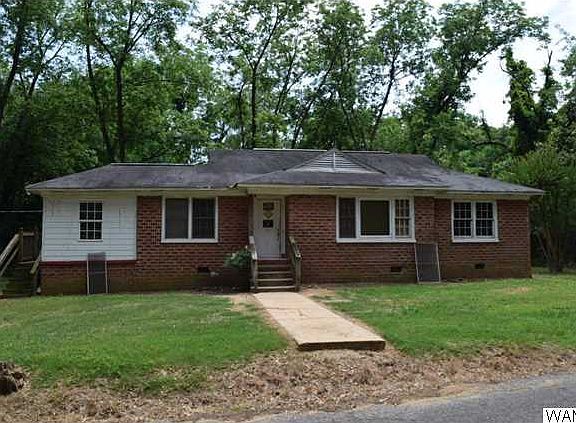 4th image of 625 38th St