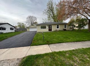 308 Spruce St, North Aurora, IL 60542