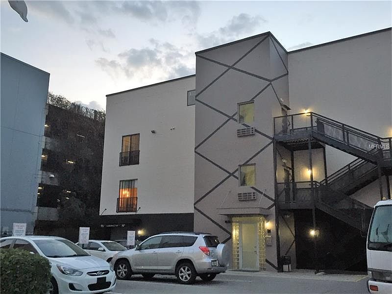 1st image of 62 W Colonial Dr APT 206