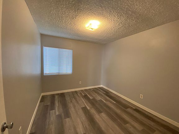 5th image of 6035 California Ave