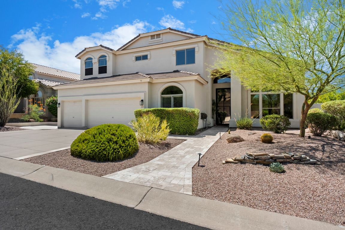 Gorgeous Remodeled Home in Las Sendas