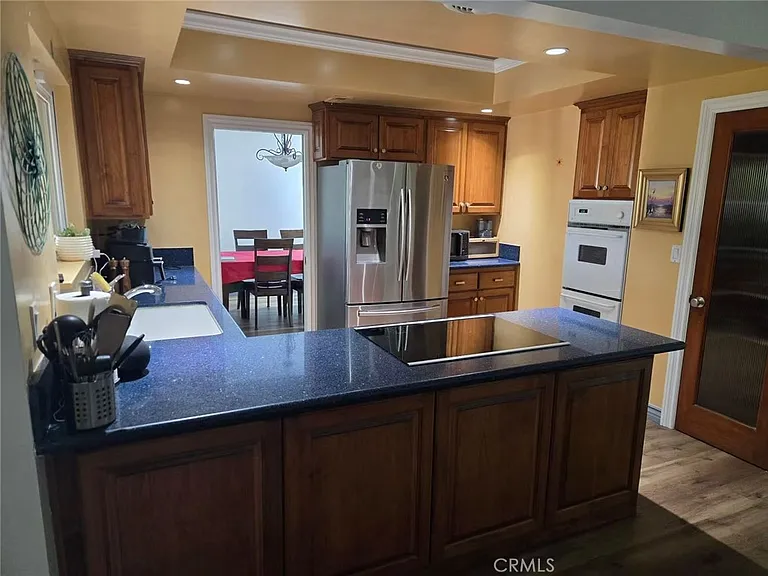 444 Redlands Ave — Photo 14