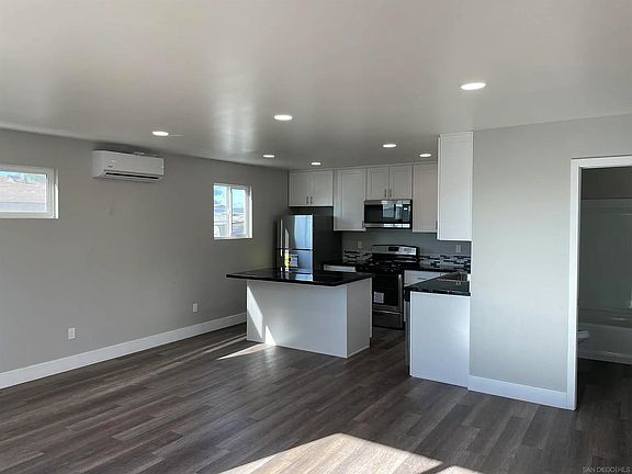 2nd image of 3412NA Chamoune Ave