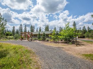 26909 N Bruce Rd, Chattaroy, WA 99003