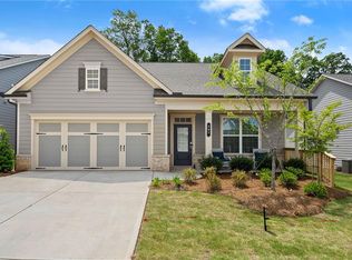 207 Hickory Bluffs Pkwy, Canton, GA 30114