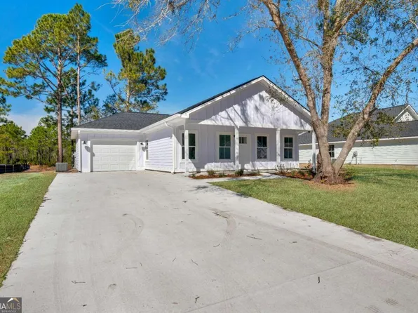 1647 Ashantilly Dr, Darien, GA 31305