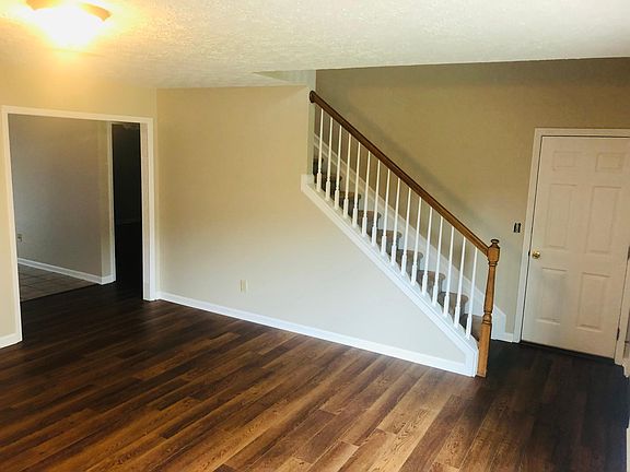 2nd image of 1212 Red Stone Dr
