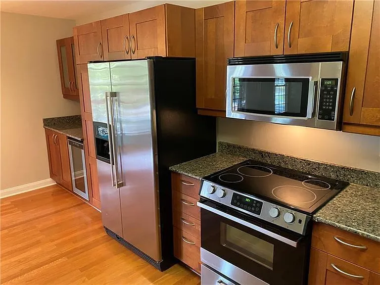 3125 Colonial Way #G — Photo 7