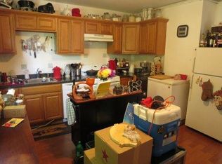 24 Rossmore St #3R, Somerville, MA 02143