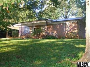 1108 3rd Street Dr SE, Conover, NC 28613