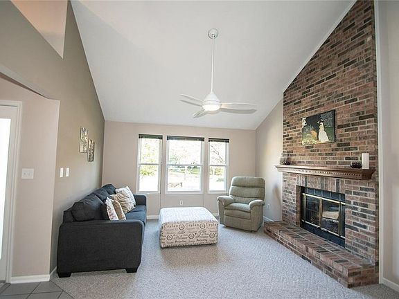 5th image of 7761 S Chatham Ct