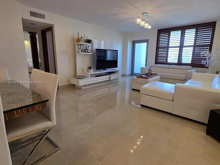 9225 Collins Ave #1409 — Photo 1