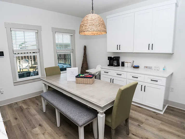 22524 Lakeview Dr — Photo 25