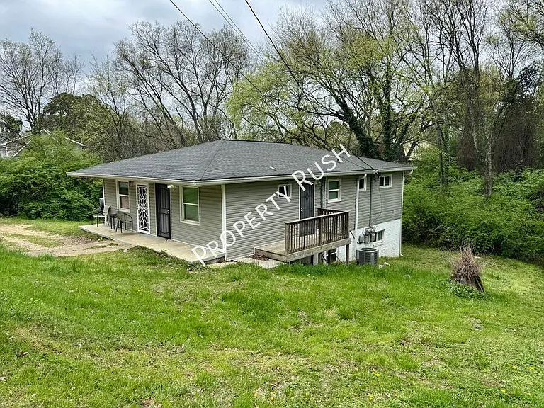 6303 Walden Ave #B — Photo 3