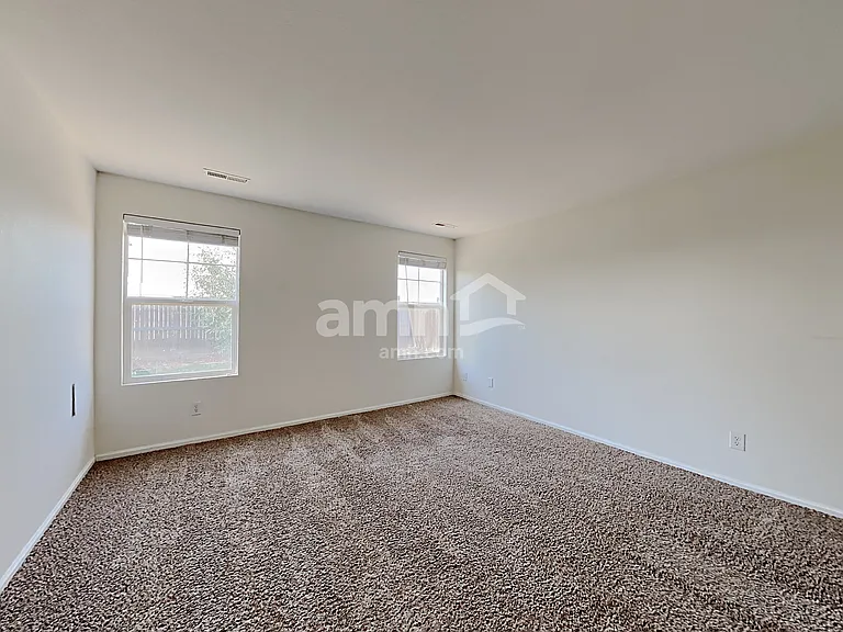 853 Willow Dr — Photo 14