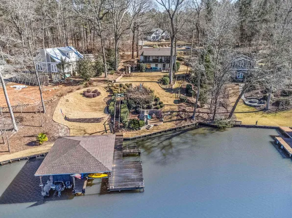 155 Honeysuckle Rd NW, Milledgeville, GA 31061