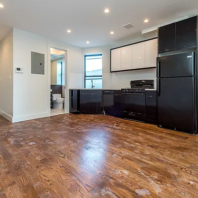Rented by Nooklyn NYC LLC | media 21