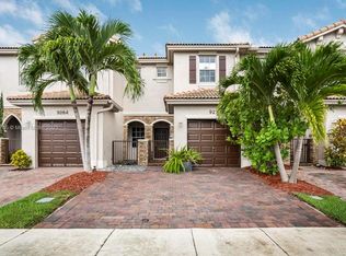 9270 SW 221st St, Cutler Bay, FL 33190