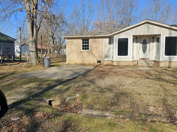202 E 2nd St, Mc Rae, AR 72102