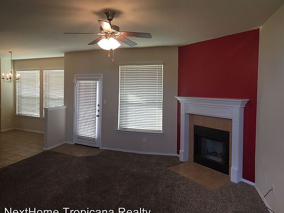 3rd image of 3101 Black Orchid Dr