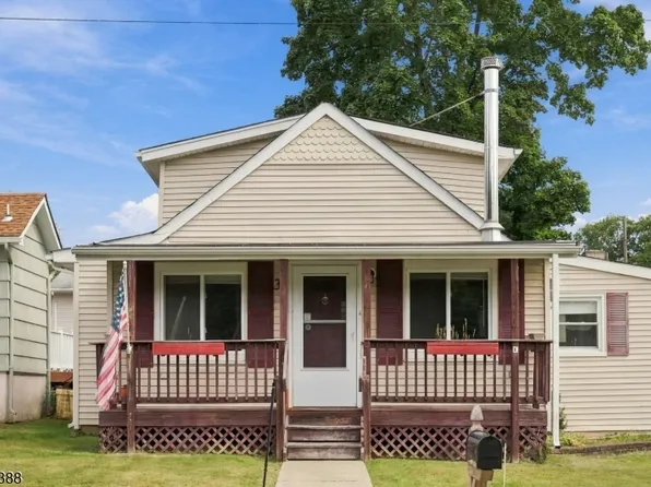 33 Schwarz Blvd, Jefferson Twp., NJ 07849