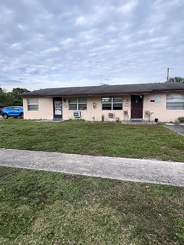 5421-5425 NW 15th Ct #5425 Photo 1