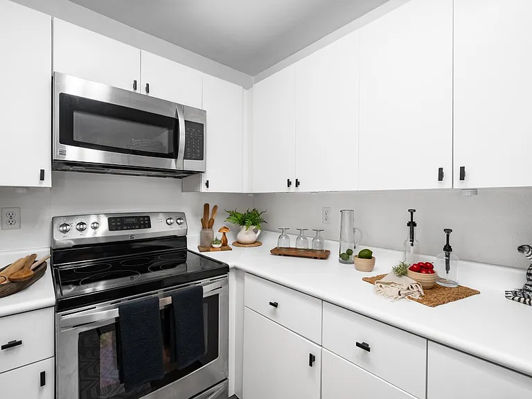 306 Mananai Pl #4D — Photo 10