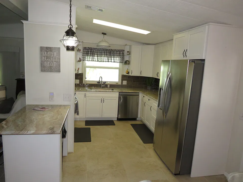 84 Cottagewood Dr
