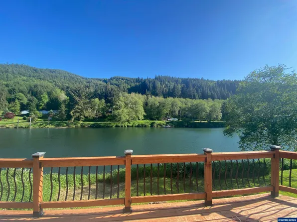 5944 S River Loop, Lincoln City, OR 97367