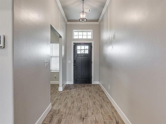 3rd image of 6009 Allen Scott Ln