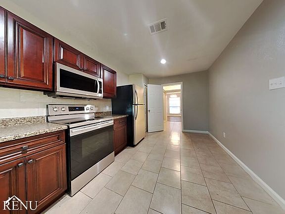 2nd image of 7311 Thicket Trail Dr
