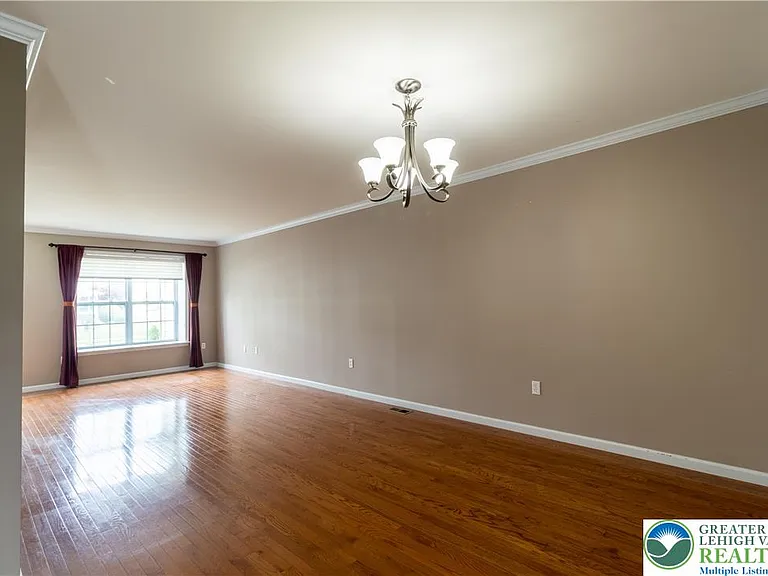 4136 Coleman St — Photo 5