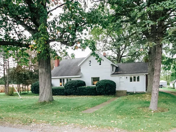 11647 Holden Rd, Baroda, MI 49101