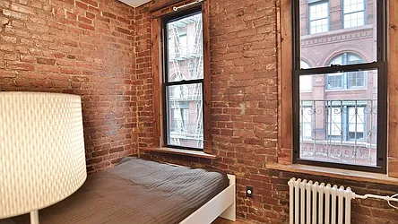 Rented by Park Property Advisors