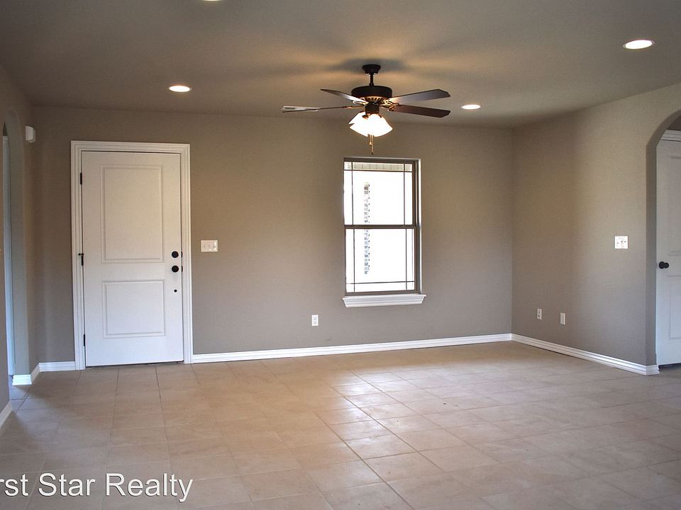 1600 Secretariat Ln Prairie Grove AR Zillow