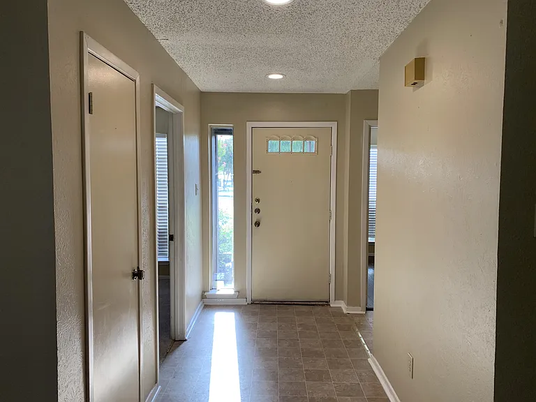 1203 Custer Rd — Photo 12